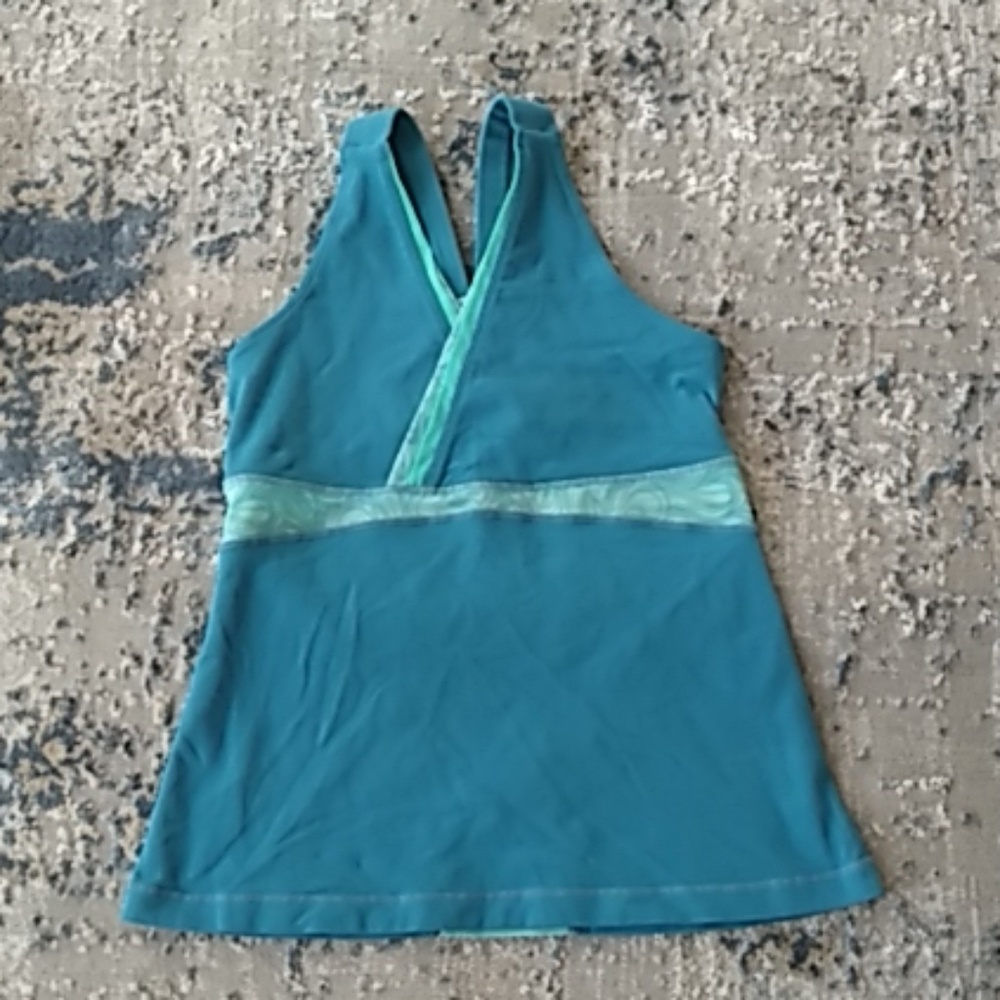 Lululemon crossover tank top - Picture 6 of 8